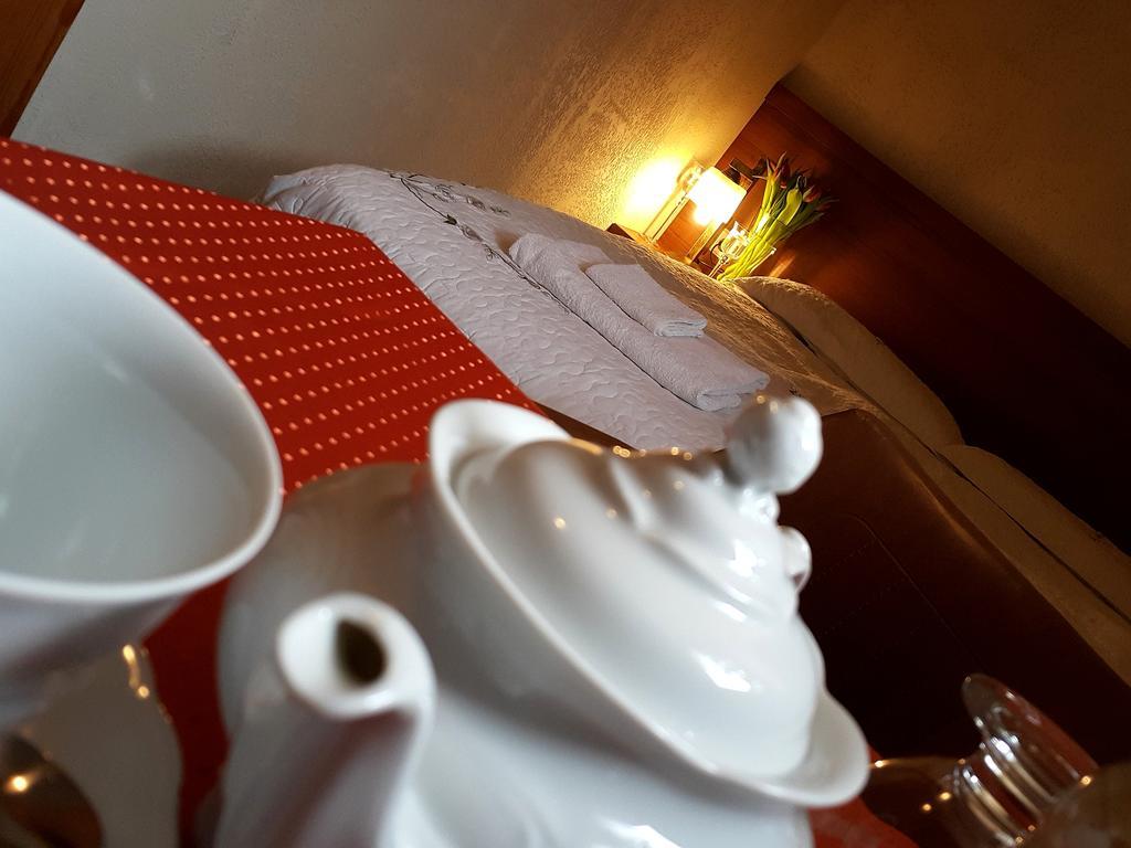 Międzylesie 乔利角宾馆酒店 外观 照片